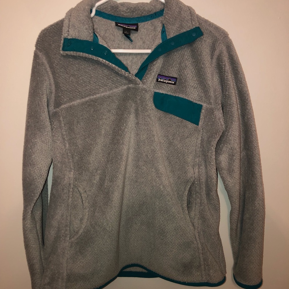 Gray and teal Patagonia pullover